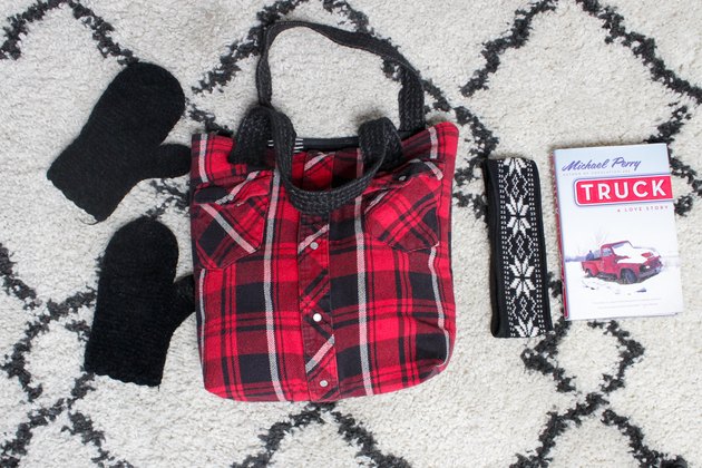 DIY Tote Bag From an Upcycled Flannel Shirt