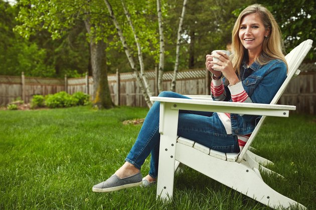 5 Things You Need To Host The Ultimate Mother's Day Picnic In Your Backyard