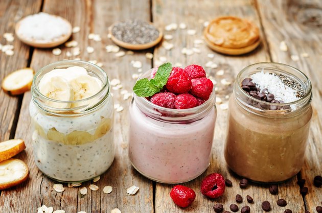 A Mini Guide to Oatmeal, from Overnight Oats to Porridge