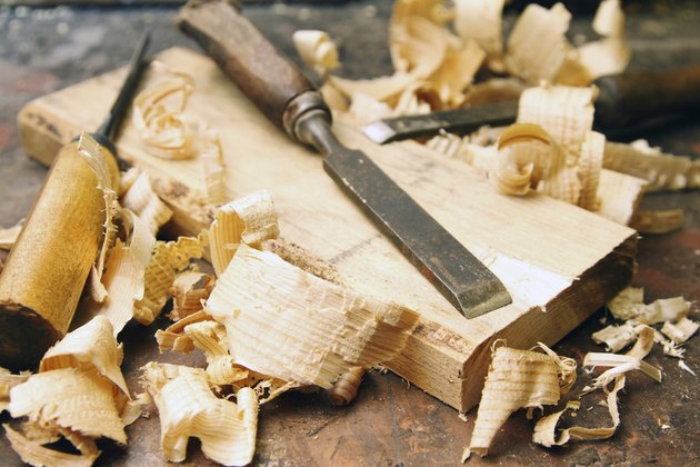 wood chisels with shavings on the workbench
