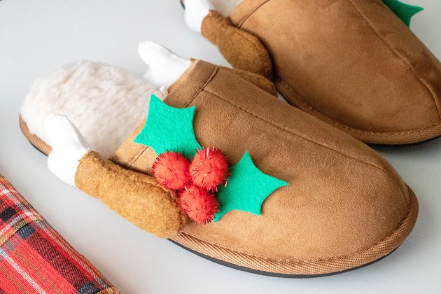 Quirky Turkey Holiday Slippers for Festive Feasting