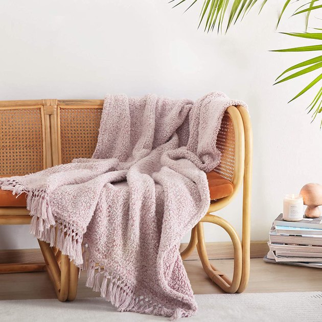 The Coziest Throw Blankets You Can Buy on Amazon