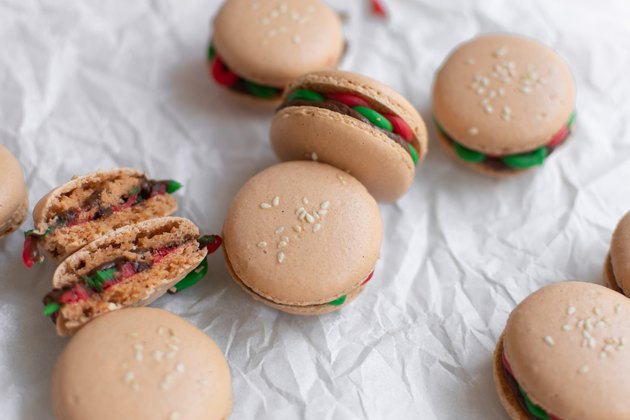 Have the Cutest Cookout Ever With These Hamburger Macarons