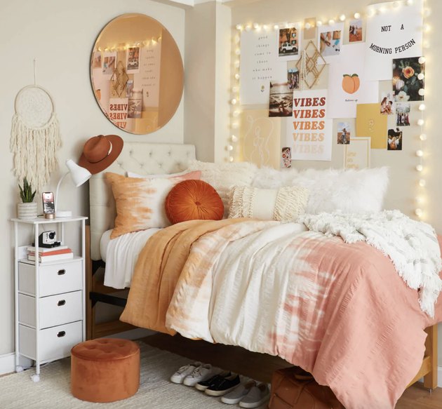 13 Dorm Room Lighting Ideas That Add Instant Ambiance