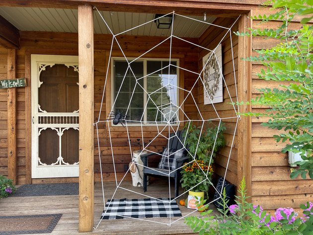 DIY Giant Spider Web Halloween Decoration