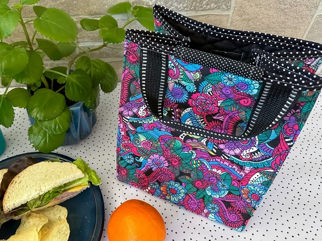 A DIY Quilted Lunch Bag to Upgrade Lunchtime