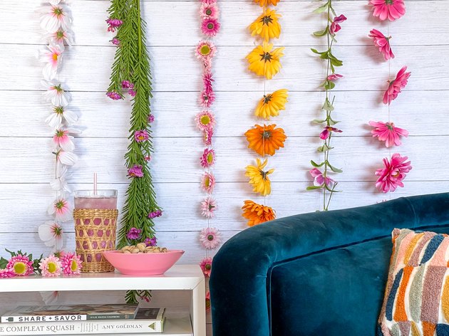 Now in Bloom: DIY Flower Wall Hangings