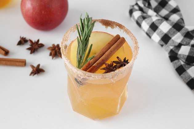 Refreshing Fall Drinks (Apple Crisp Macchiatos Included!)