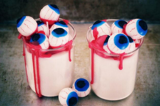DIY "Eye-Popping" Bloody Halloween Candles