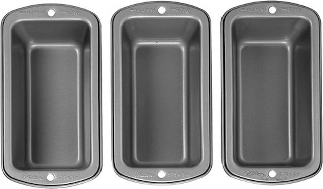4 Pack Holiday 2023 Bake Away Loaf Pans with Lids Set of 2