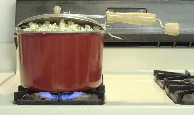 Popcorn on the stove