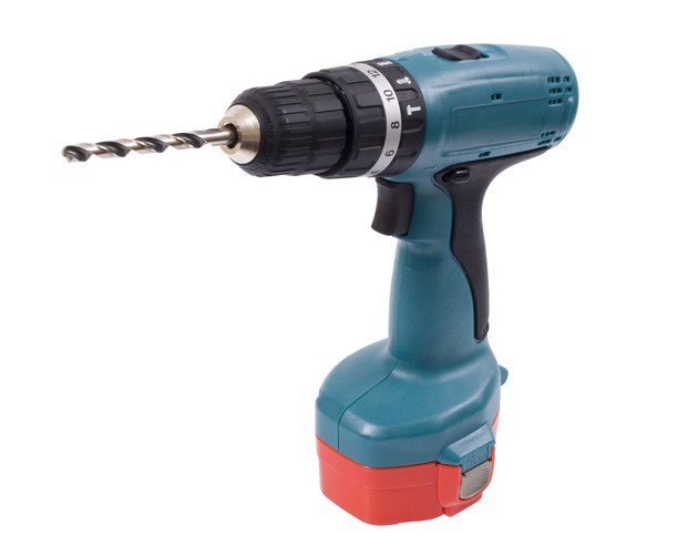 Cordless drill + clipping path