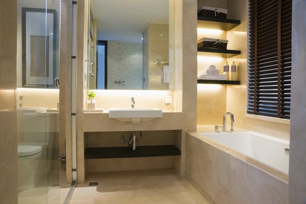 luxury bathroom