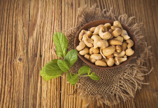 Cashew nuts
