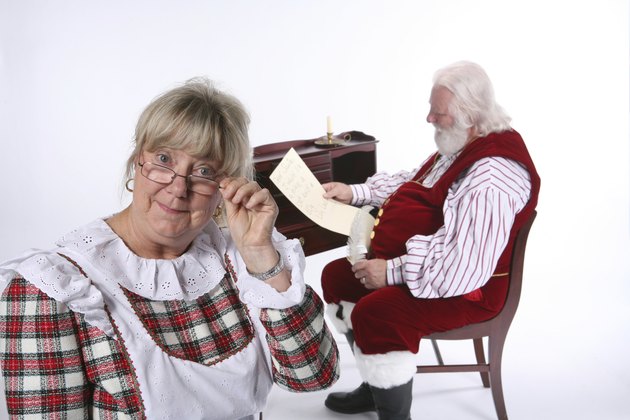 Mrs. Santa Comments 8