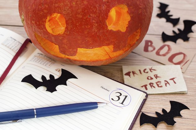 Halloween theme 3