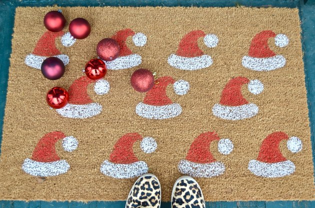 How to Make a Santa Hat Welcome Mat