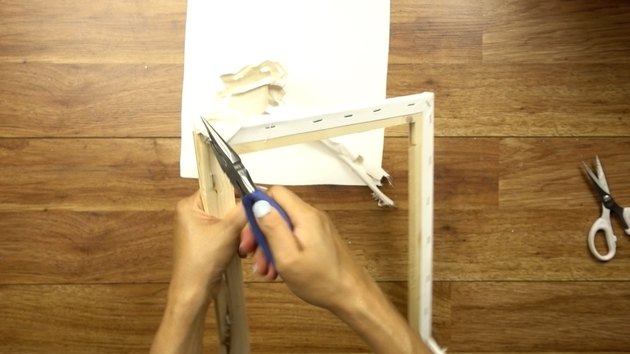 Removing canvas from stretcher frame to make DIY simple frame loom