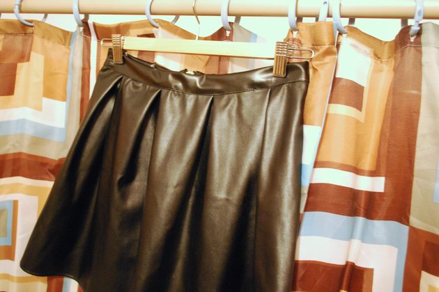 How to Get Wrinkles Out of Leather | eHow