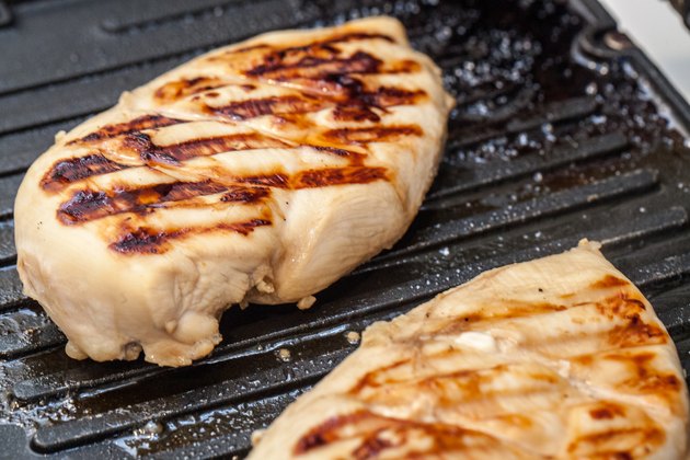 How Long to Cook Boneless Skinless Chicken Breasts? | eHow