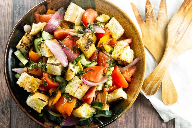 How to Make Panzanella Salad