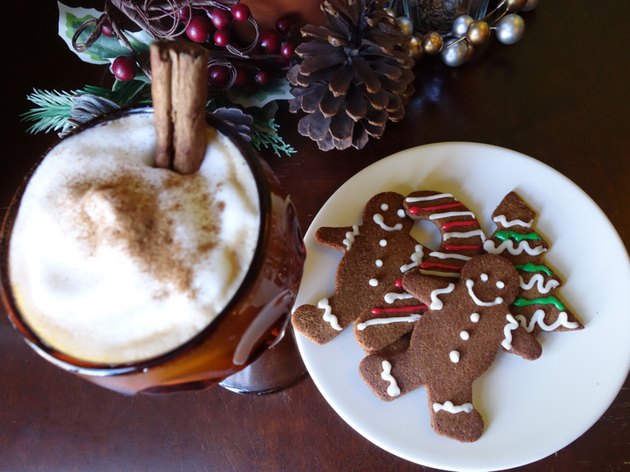 The Best Gluten-Free, Low-Carb Gingerbread Cookies Recipe