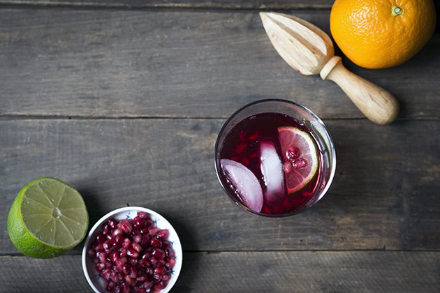 Pomegranate Gin and Tonic Cocktail Recipe