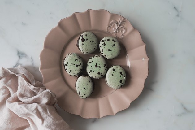 DIY Easter Egg Macarons Recipe