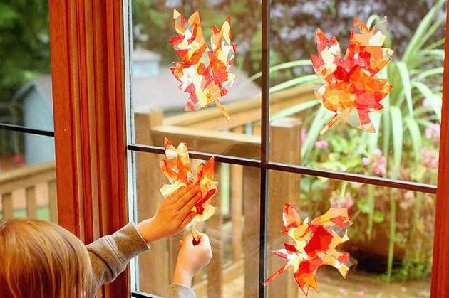 How to Make Beautiful Leaf Suncatchers