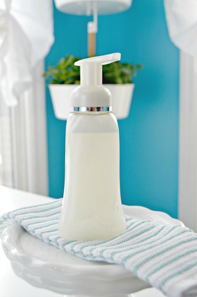 how-to-make-foam-hand-soap-try-this-2-ingredient-recipe-ehow