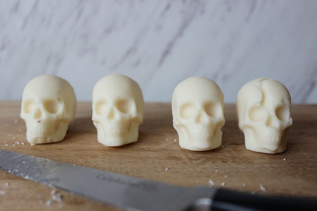 skull heads