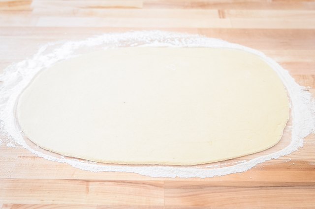 Homemade Sticky Lemon Rolls Recipe