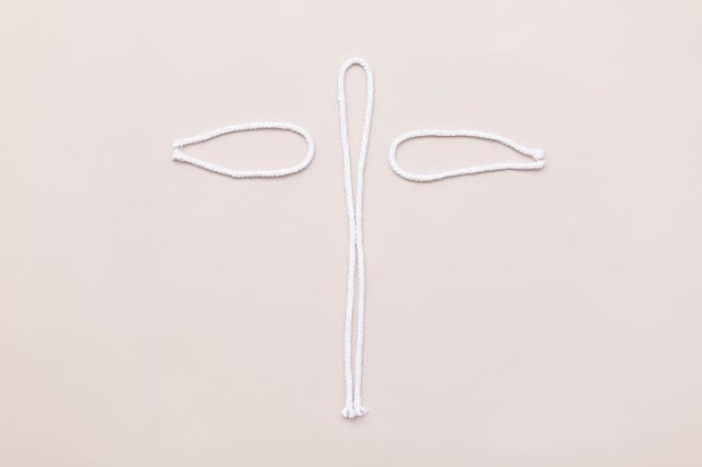 DIY Macrame Feathers Wall Hanging Decor