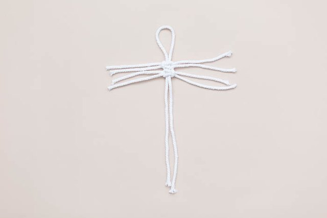 DIY Macrame Feathers Wall Hanging Decor