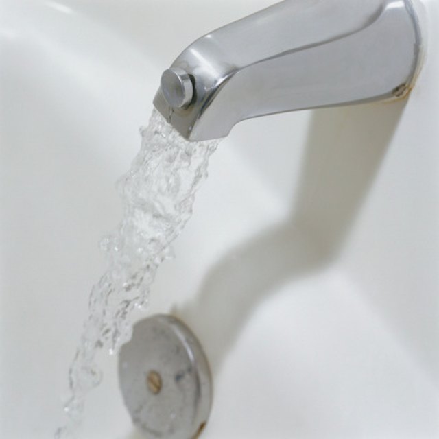 6 Ways To Remove Stuck Bathtub Drain - Rusted, Won't Budge 