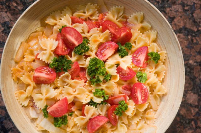 How To Cook Bow Tie Pasta Ehow