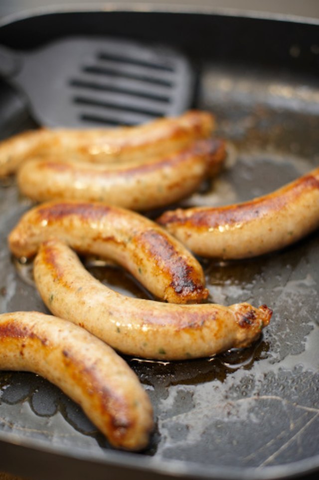 How To Keep Sausages Warm Without Them, How To Keep Food Warm Without Drying It Out