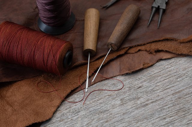 Sewing Awl Thread Fabrics Process Stitching Canvas Repair Tools