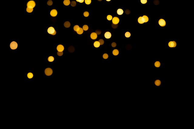 How to Hang Christmas Lights on a Metal Roof | eHow