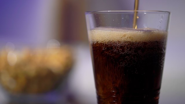How to Get Soda Off the Wall | ehow