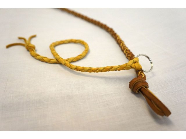 LEATHER BRAIDING TECHNIQUES: Leather braiding guide for beginners See more