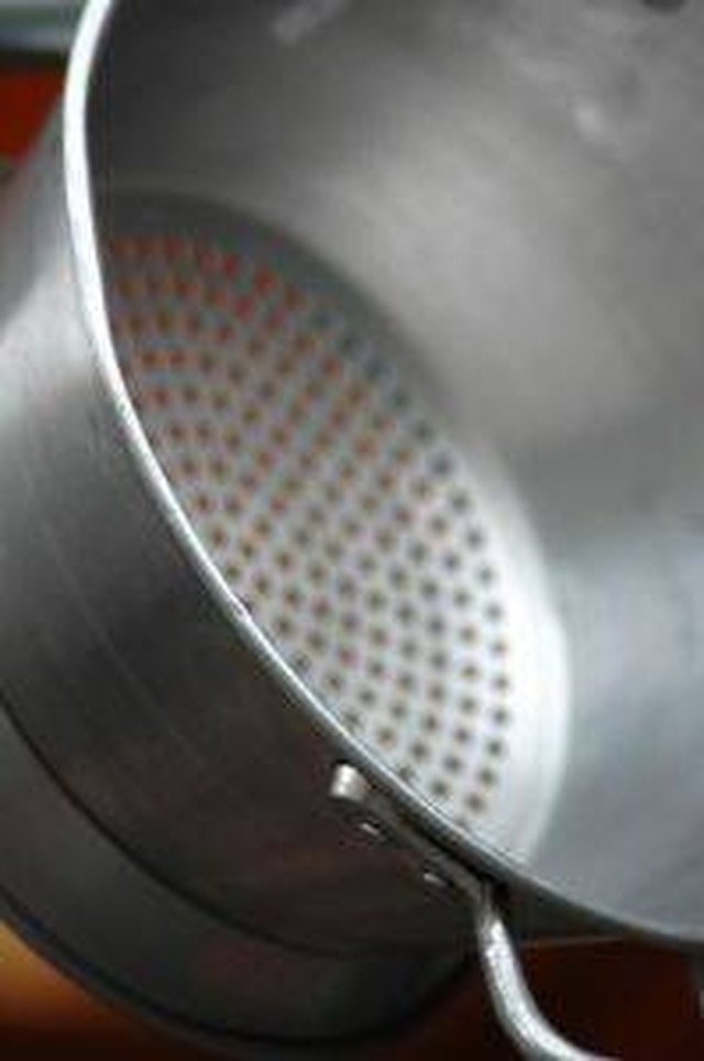 How to Use Stainless Steel Cookware | ehow