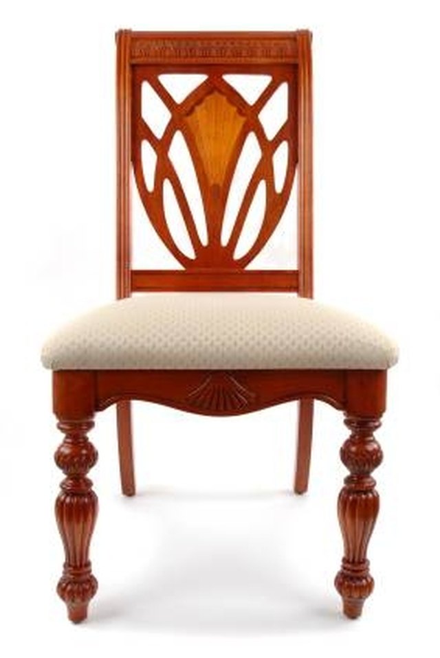 https://img.ehowcdn.com/640/cpie/images/a04/t8/8s/replace-chair-seat-800x800.jpg