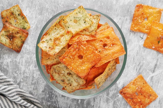 Homemade Cheez-Its in Multiple Flavors | eHow