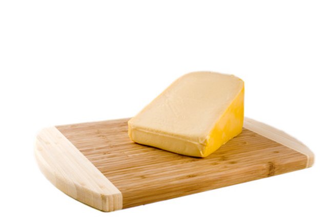 Why Is Gouda Healthier Than Other Cheese? | ehow