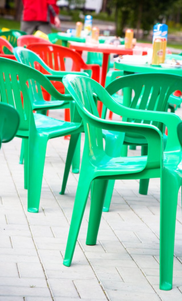 How To Paint Resin Chairs Ehow