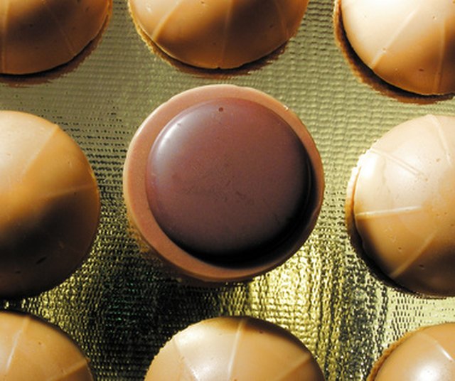 How to Make Chocolate Molds Shiny, eHow