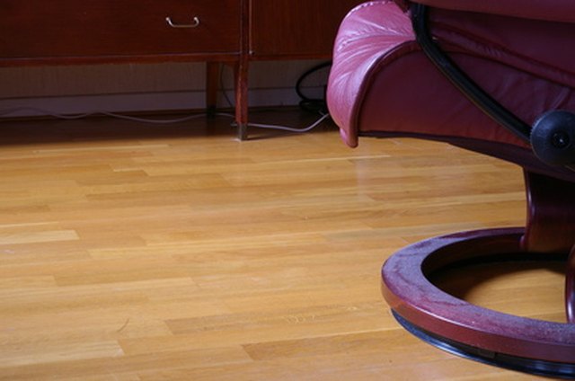 How To Clean Laminate Floors With, Can You Use Awesome On Laminate Floors