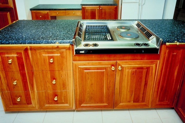 Oil Base Polyurethane Kitchen Cabinets, Can I Use Polyurethane On Kitchen Cabinets
