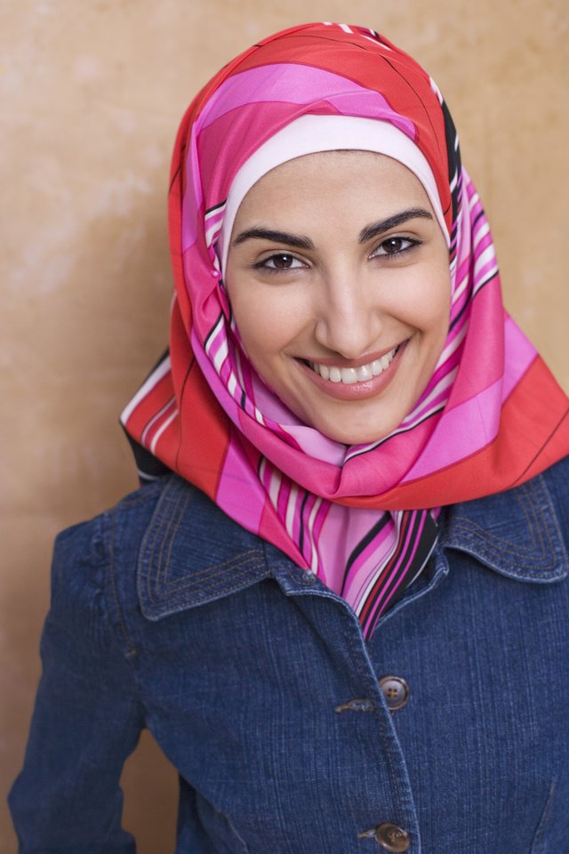 How to Make a Hijab | eHow